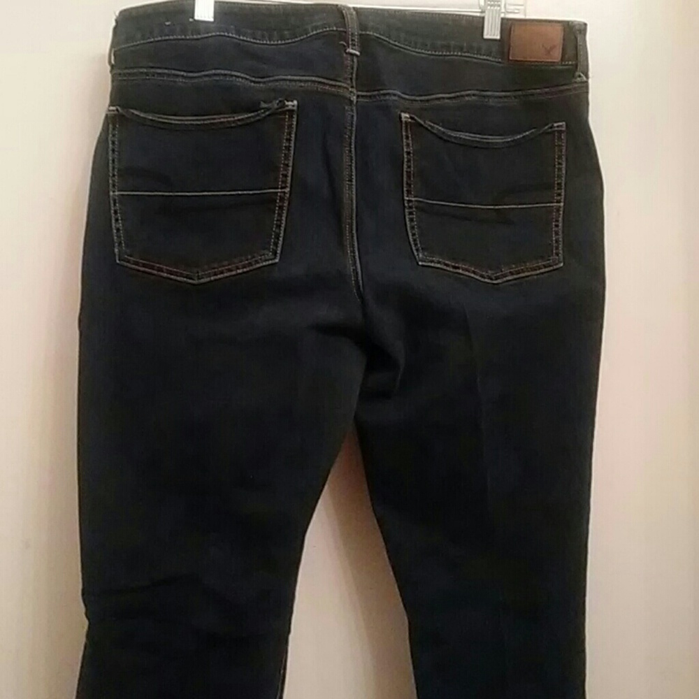 AMERICAN EAGLE JEANS- 18